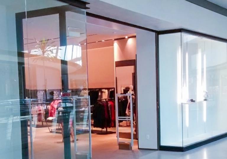 LOCAL COMERCIAL EN C.C. SHOPPING METROPOLITANO 1