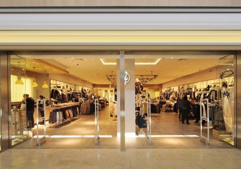 LOCAL COMERCIAL EN C.C. MULTIPLAZA PACIFIC